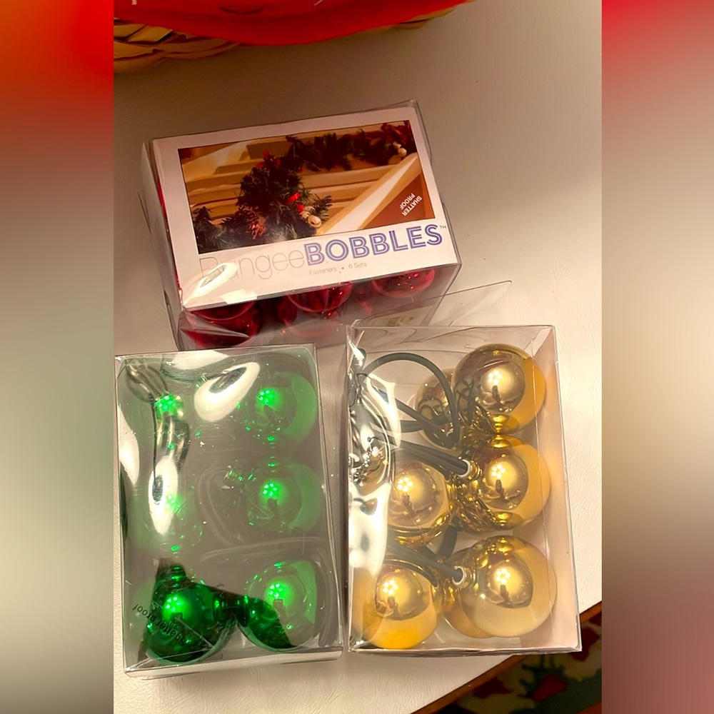 Garland holders